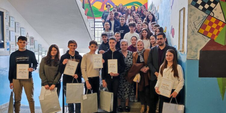 Nagrađeni najbolji matematičari osnovnih škola iz četiri županije