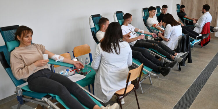 Ljubuški srednjoškolci darovali 54 doze krvi