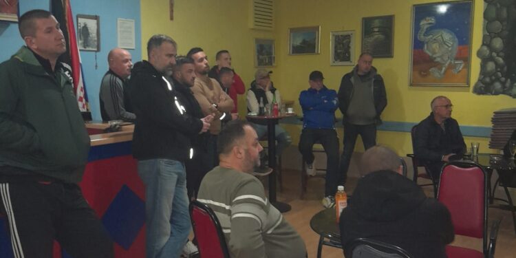 Mještani Ilića i Cima protiv trase sjeverne obilaznice Mostara koja bi ugrozila izvor Radoblje, obiteljske domove i imanja