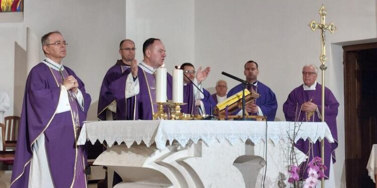 Misnim slavljem u Tomislavgradu obilježen „Tjedan solidarnosti i zajedništva s Crkvom i ljudima u BiH“