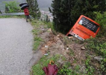 Dan kada je autobus pun učenika sletio u provaliju