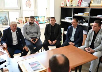 Crveni križ Posušje organizirao sastanak s kolegama iz ŽZH i FBiH