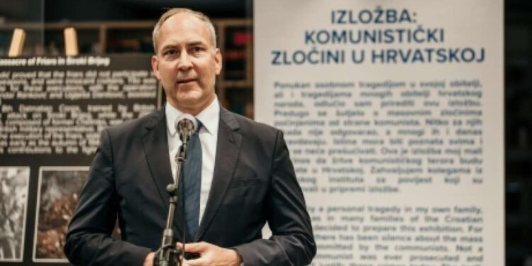 U Širokom Brijegu otvorena izložba ‘Kraj II. svjetskog rata i zločini komunizma’