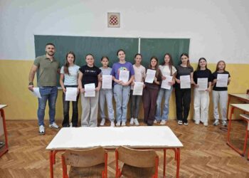 Jedinstveno natjecanje u Mostaru: učenici mjesecima učili i pisali glagoljicom