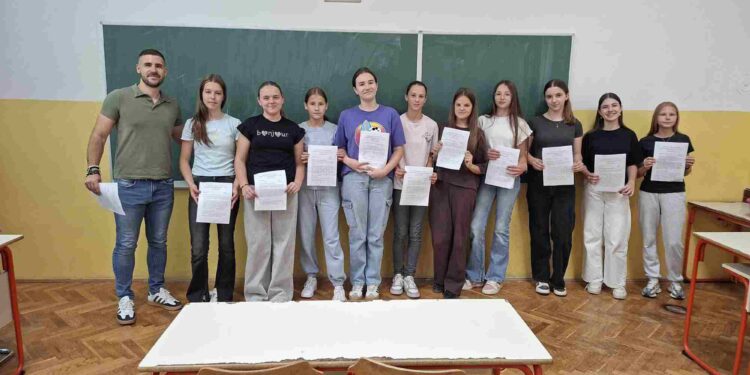 Jedinstveno natjecanje u Mostaru: učenici mjesecima učili i pisali glagoljicom