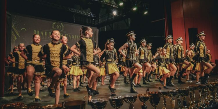 Mostarske mažoretkinje svečanom proslavom obilježile 30 godina djelovanja i zahvalile gradu koji je dio njihove priče